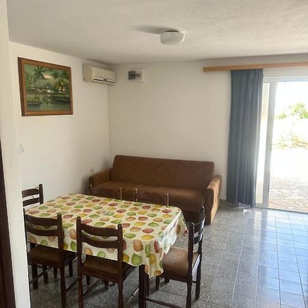 Apartmani Marko ノヴァリャ エクステリア 写真