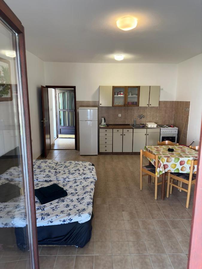 Apartmani Marko ノヴァリャ エクステリア 写真