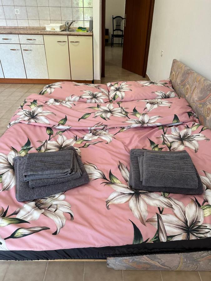 Apartmani Marko ノヴァリャ エクステリア 写真