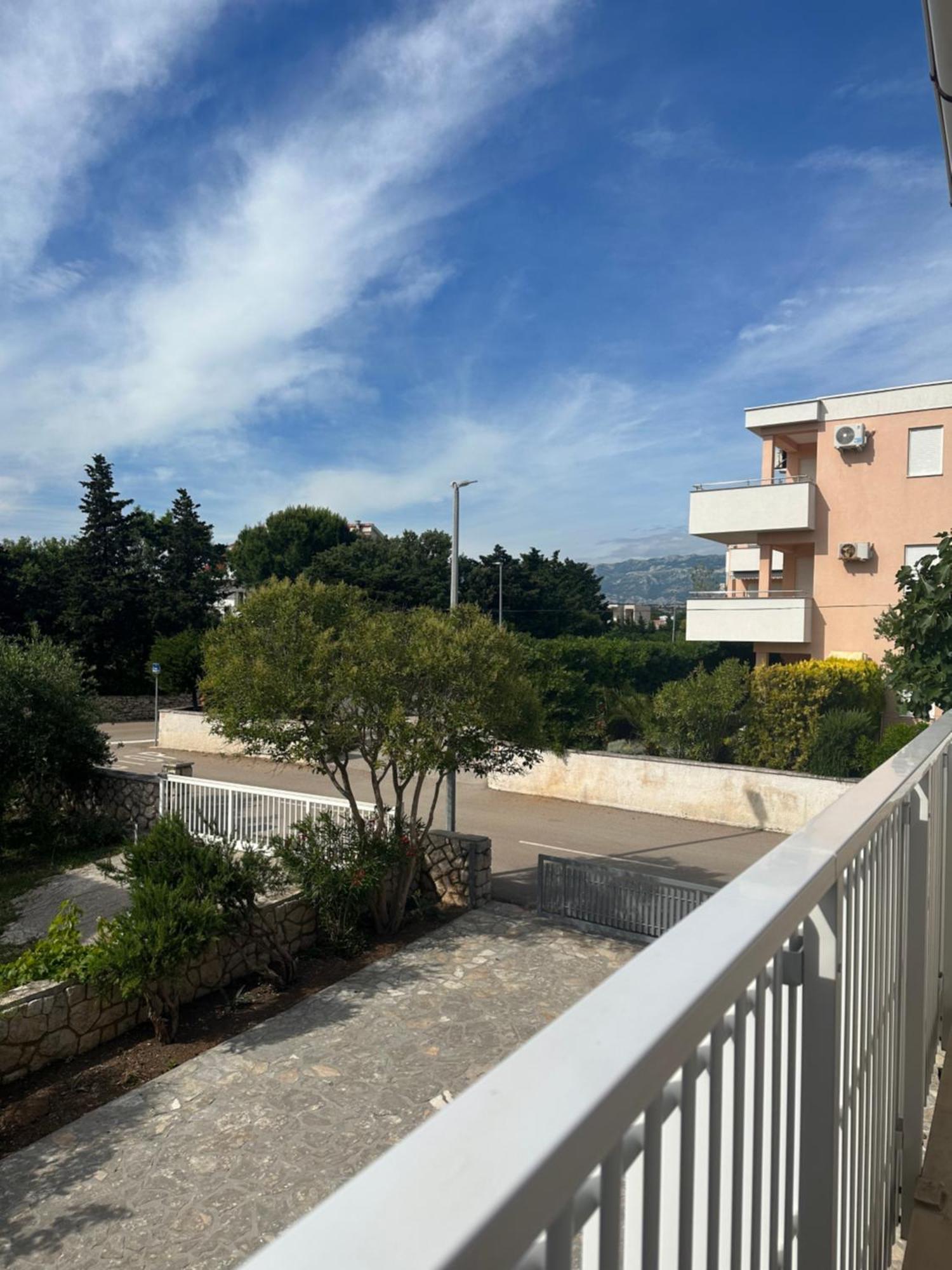 Apartmani Marko ノヴァリャ エクステリア 写真