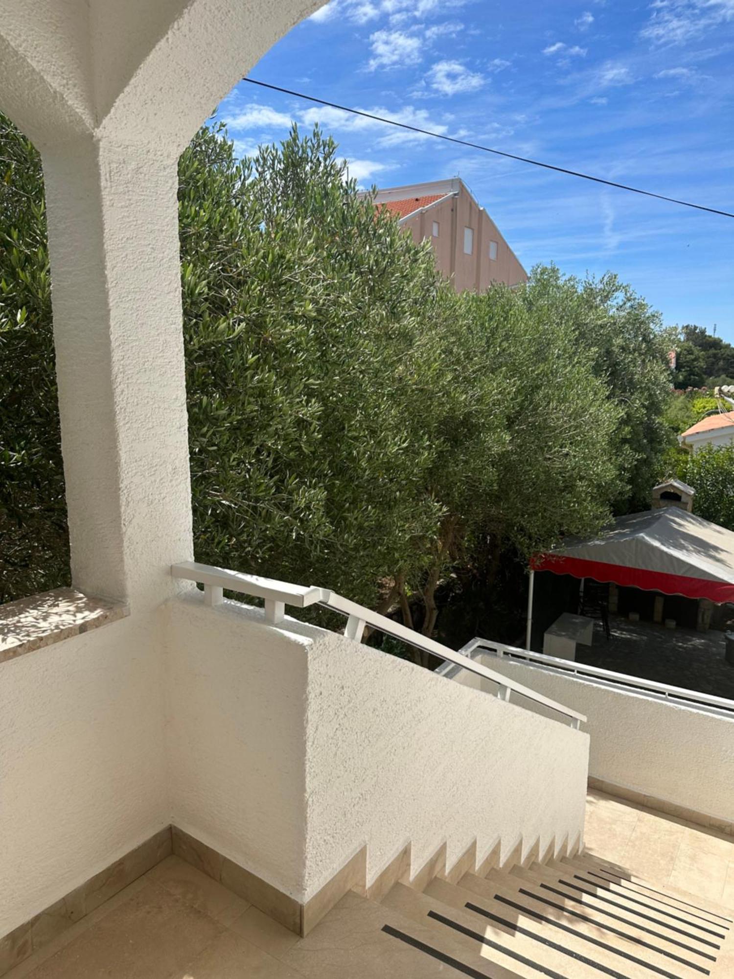 Apartmani Marko ノヴァリャ エクステリア 写真